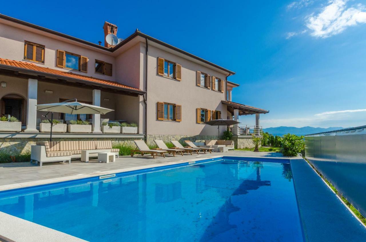 Apartments Villa Sonja Matulji Exterior foto