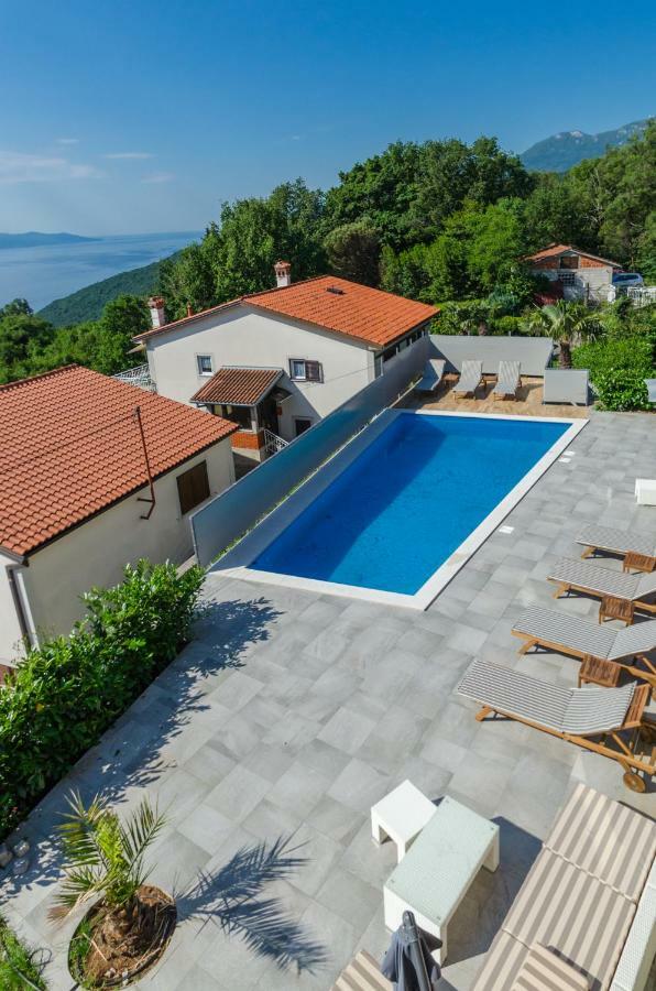 Apartments Villa Sonja Matulji Exterior foto